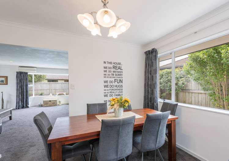 20 Bremner Crescent Stoke_7