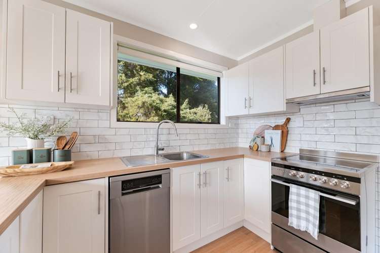 18 Waikareao Way Brookfield_8