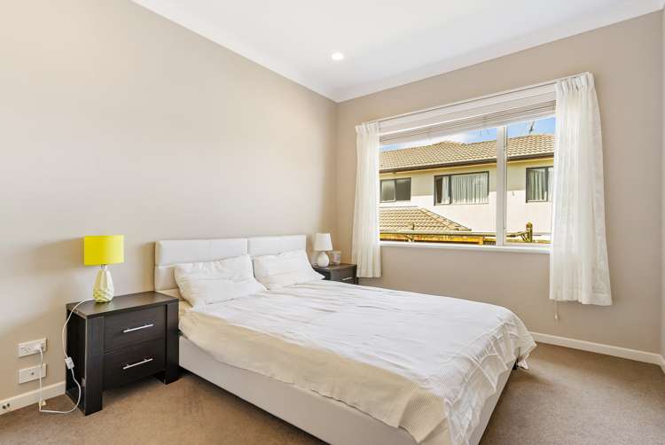 8 Chateau Rise Flat Bush_6