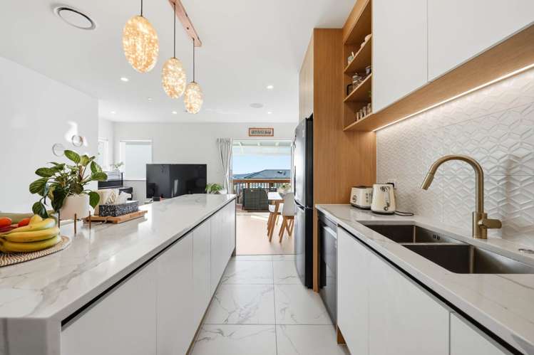 86 Joseph Street Flat Bush_9