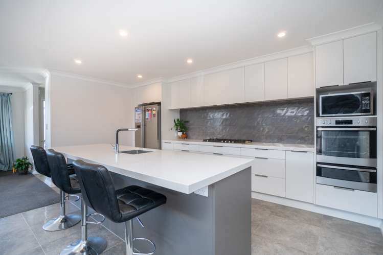 5 Mediterranean Grove Fitzherbert_5