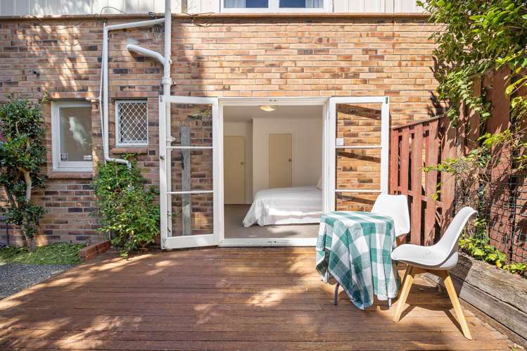 5A Abraham Place St Johns_12