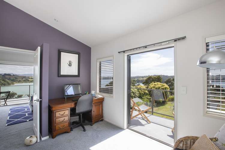 21 Kanuka Road Sandspit_18