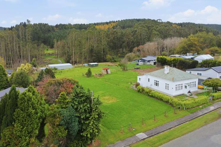 45 Needles Street Kaitangata_11