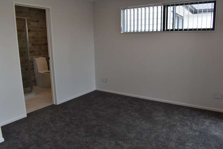 24B Duggan Avenue Mangere_13