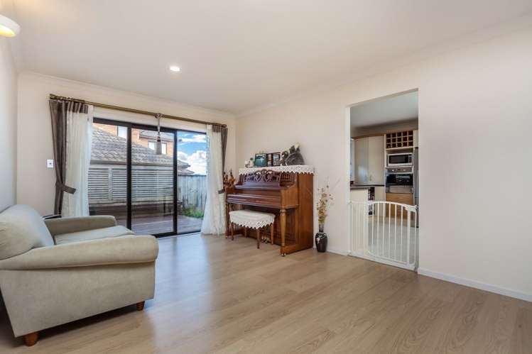 21 Tollana Road Te Atatu Peninsula_13