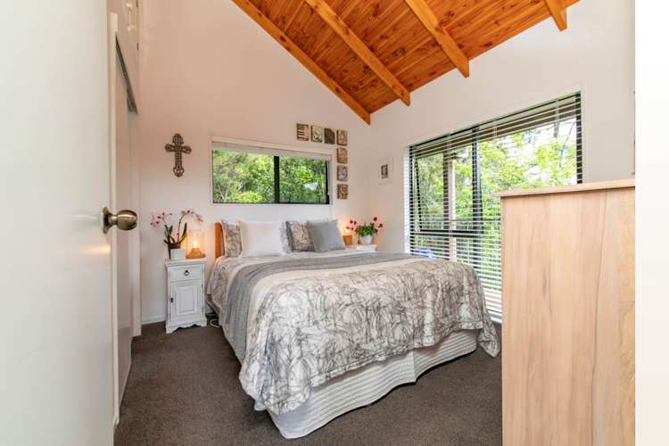 10 Aydon Road Titirangi_9