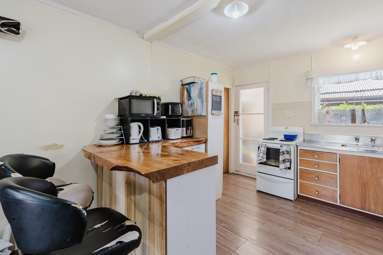 125A & 125B Killarney Road_3