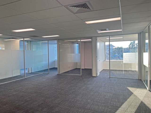 Unit 4/33 Apollo Drive Rosedale_1