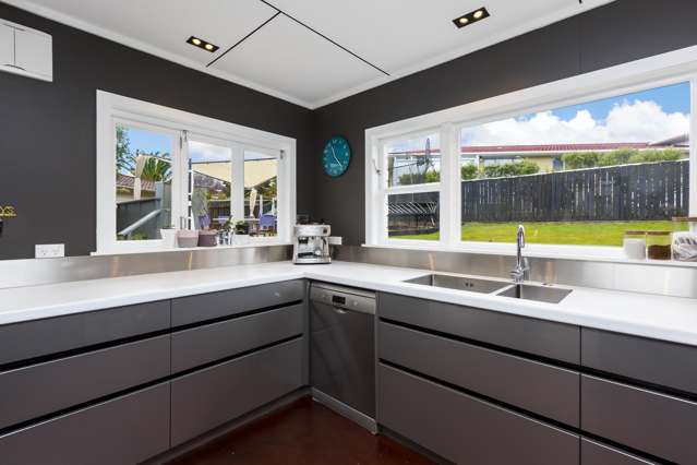 55 Sunbrae Drive Silverstream_3