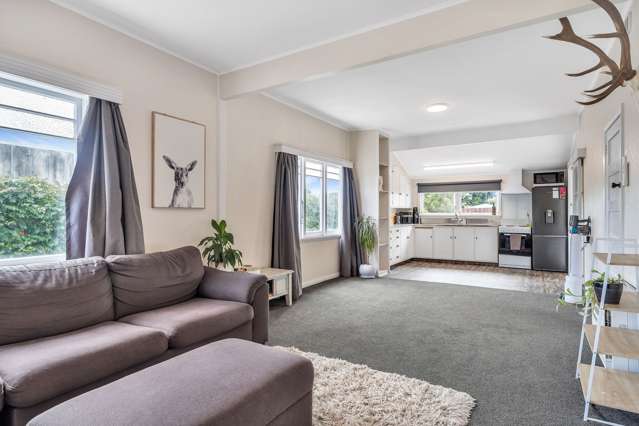 An Easy Step into Central Richmond!