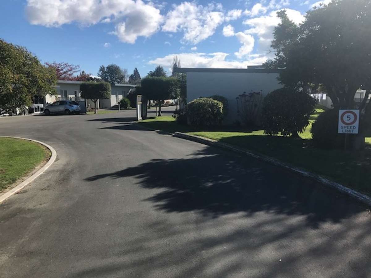 Karamu Road North, Hastings 1