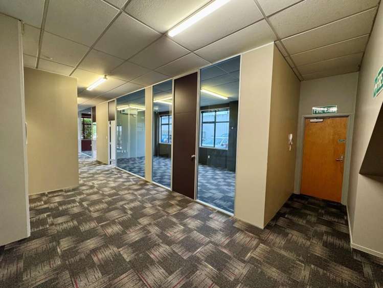 156 Broadway Avenue City Centre_5