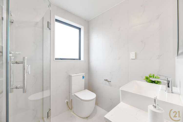 38B Rogan Street Hillsborough_17