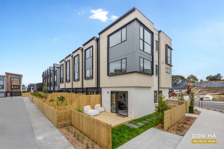 1 Mangahoe Road_0