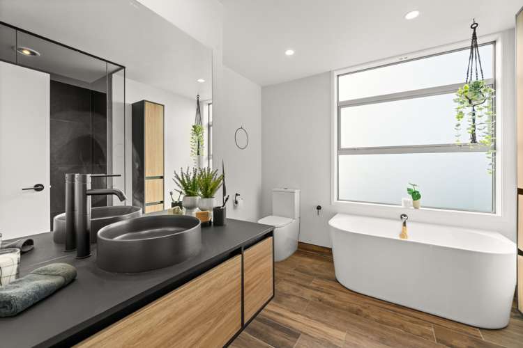 38 Holcombrooke Lane Welcome Bay_18