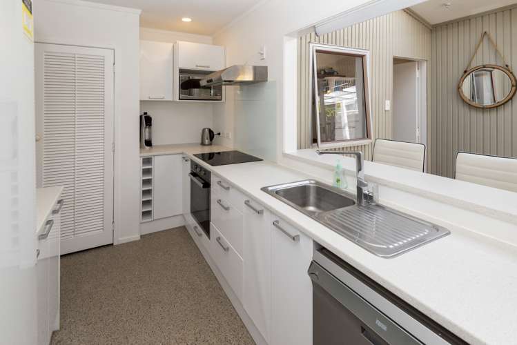 1/33 Bramley Drive Farm Cove_6