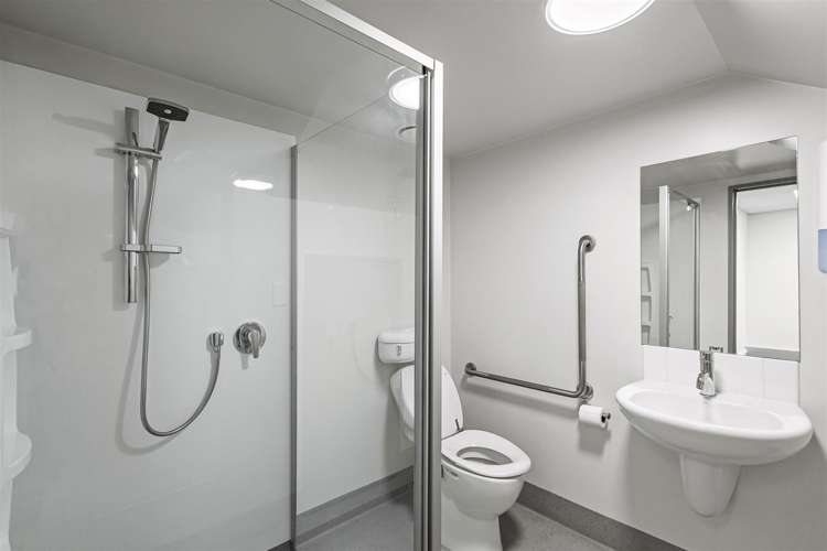 8/41 Sir William Pickering Drive Burnside_8