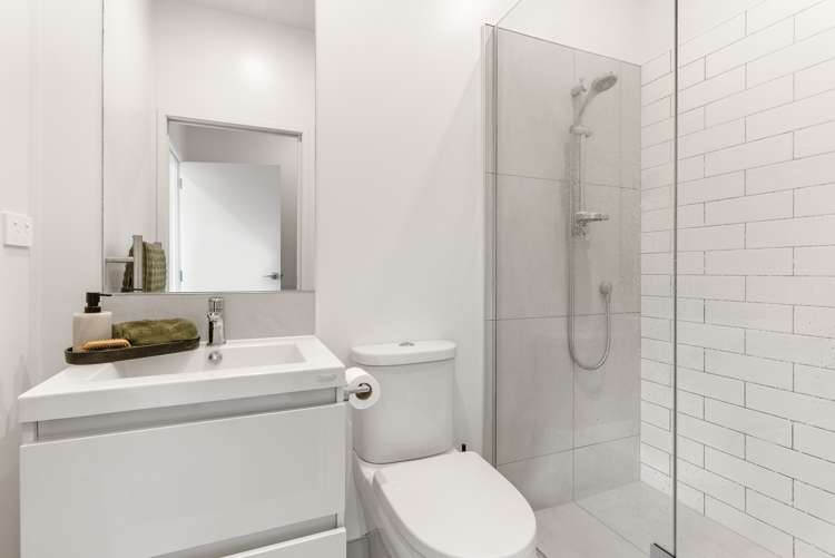 7 Bravery Road Papakura_11