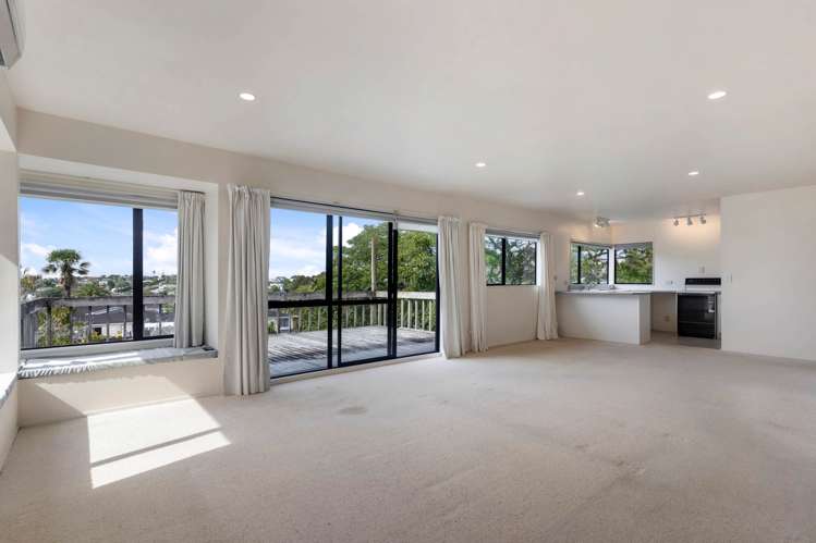 1/9 Relko Crescent Torbay_6