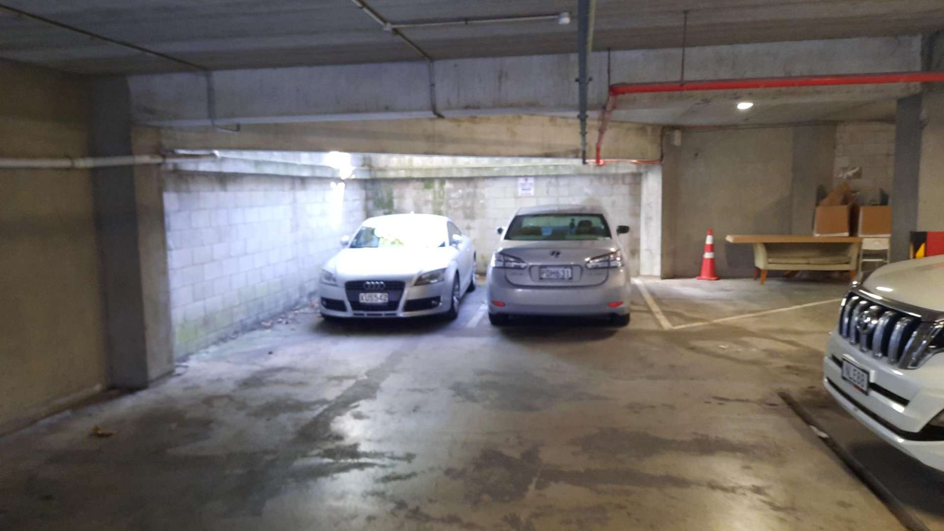 Car* Park - 142 Vincent street 10015_0