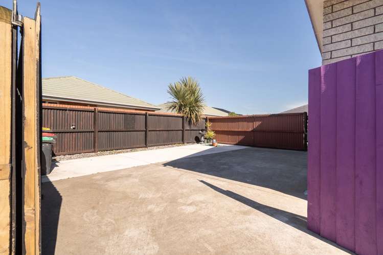 4/443A Main South Road Hornby_3