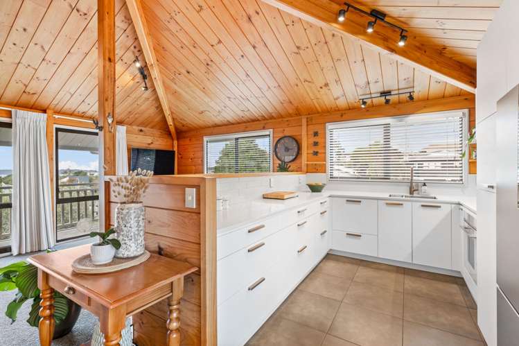 4 Forsythe Place Massey_26