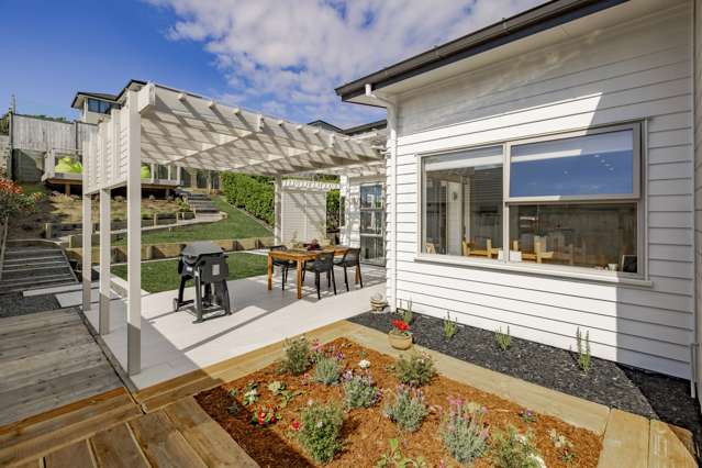 6 Doidge Street Beachlands_2