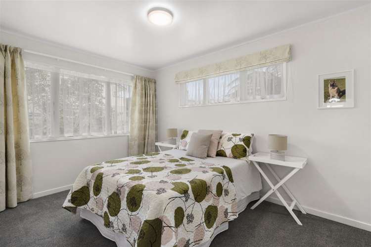 114 Lake Crescent Hamilton Lake_15