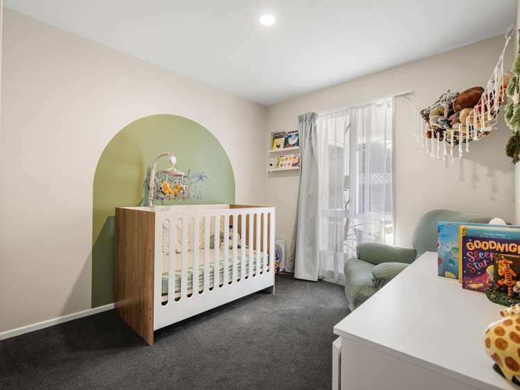 2/61 Laing Crescent Heathcote Valley_9