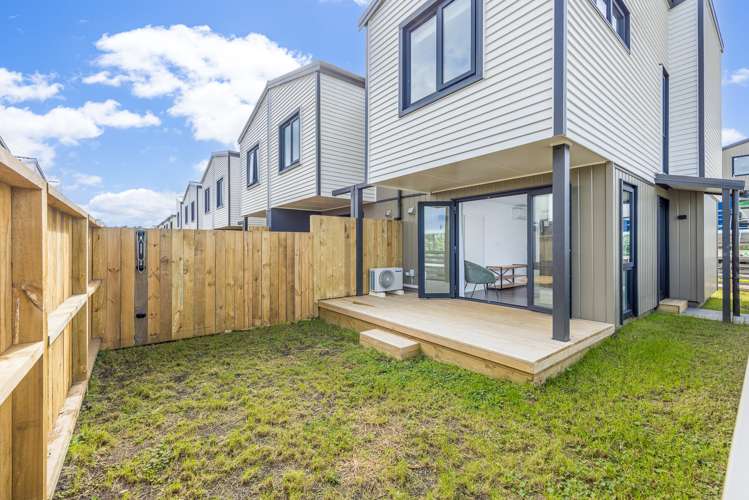 1 Te Puketoka Lane Mangere East_7