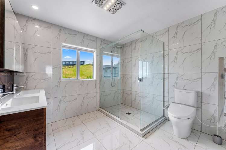 126-128 Lax Crescent Leigh_56