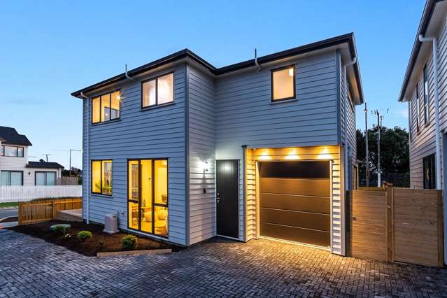 Modern Comfort in a Prime Hobsonville Location