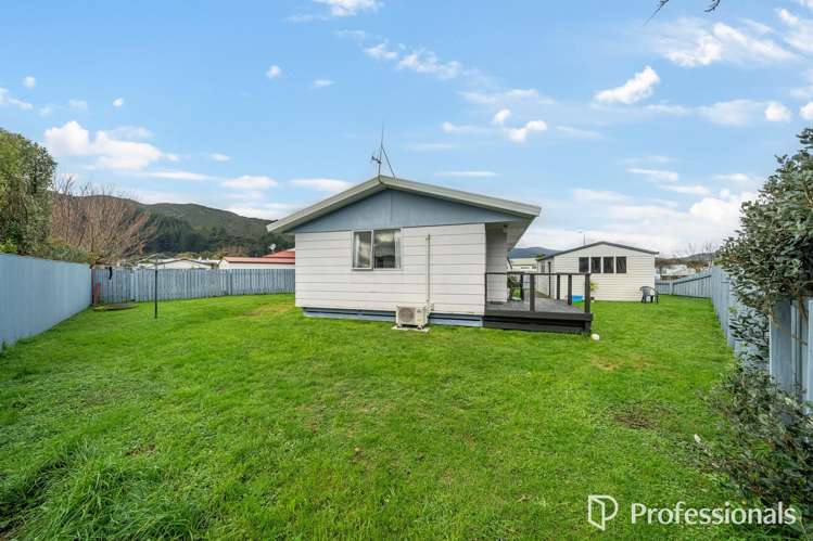 14 Honey Street Wainuiomata_21