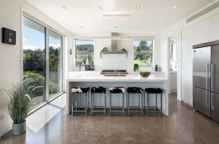 824 Redoubt Road Flat Bush_15