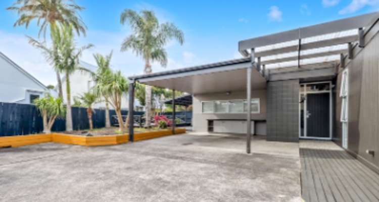 54b Takutai Avenue_0