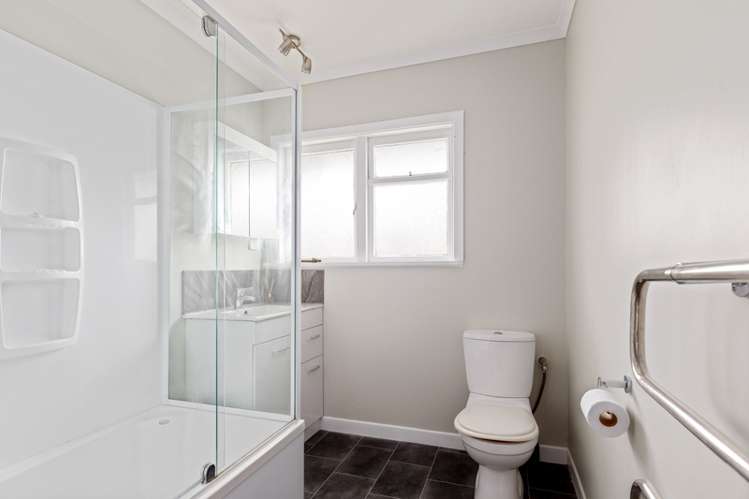 128 Awaroa Road Helensville_8