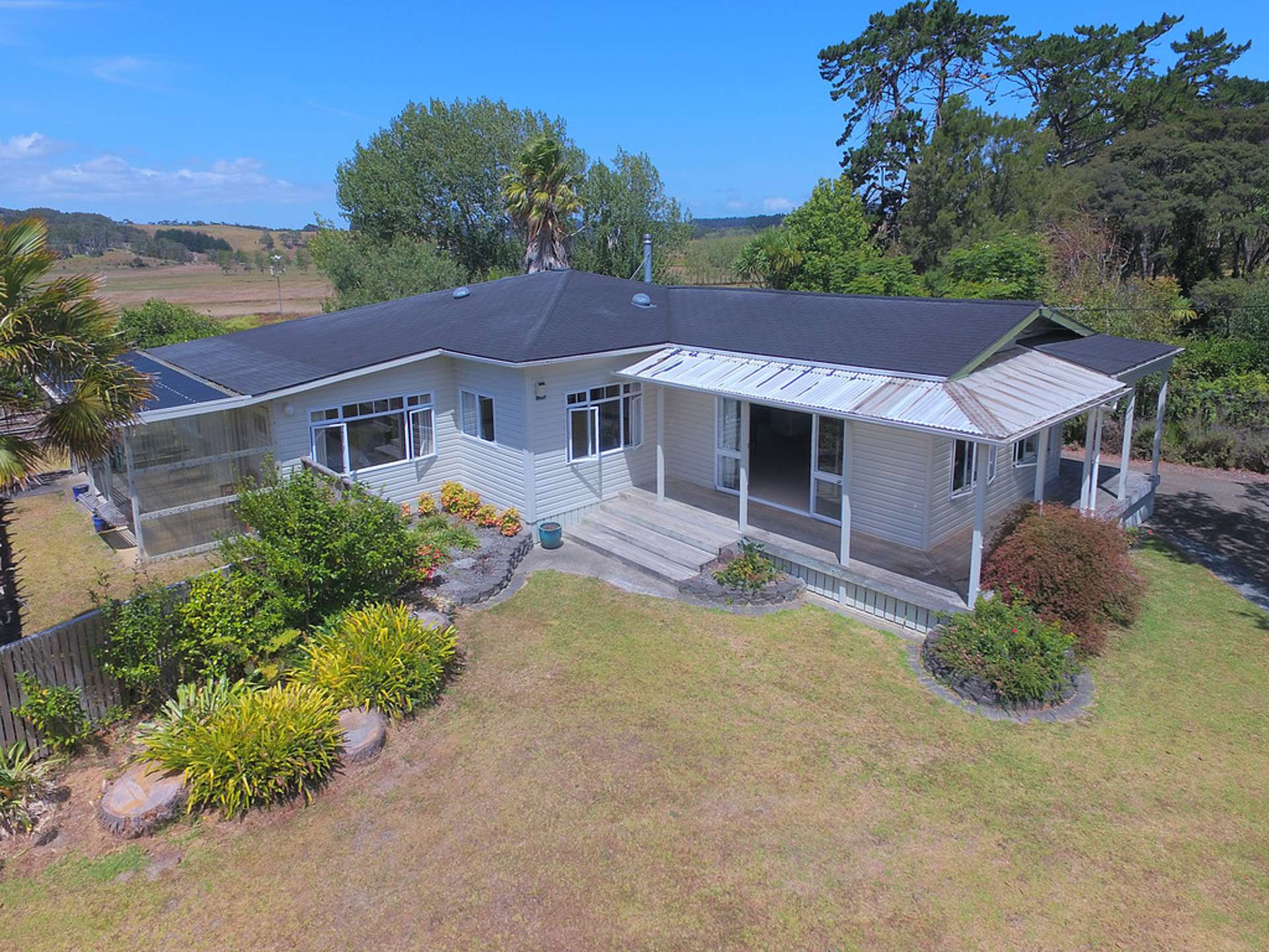 1550 State Highway 16 Helensville_0