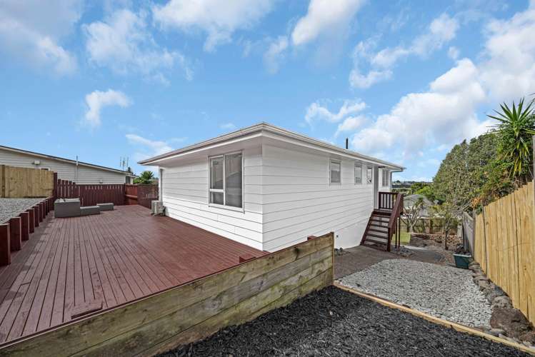6 Celeste Place Totara Vale_7