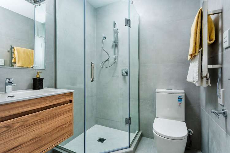 2/28 Lavelle Road Henderson_6