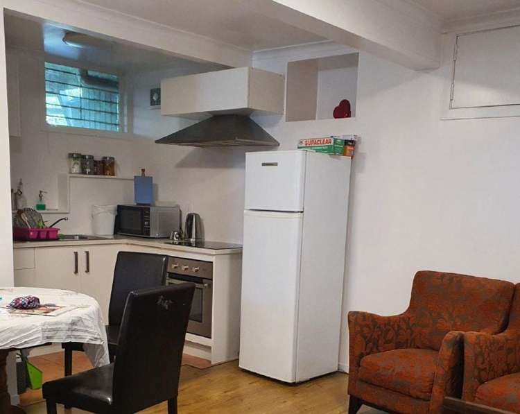 41 Hatherlow Street Glenfield_1