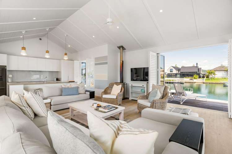 133 Motu Capri Pauanui_15