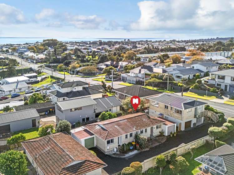 2/50 Paynters Avenue Strandon_20