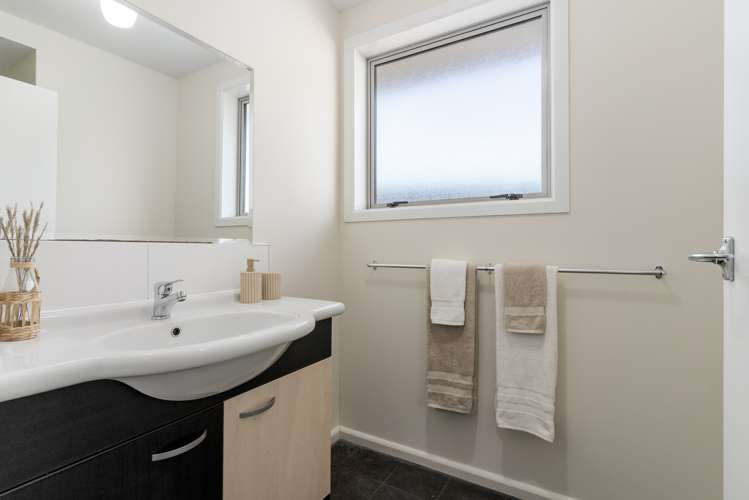 379 Yaldhurst Road Russley_12