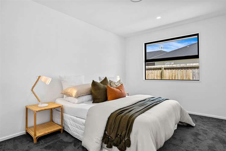 37 Mcquillan Avenue Woodend_12