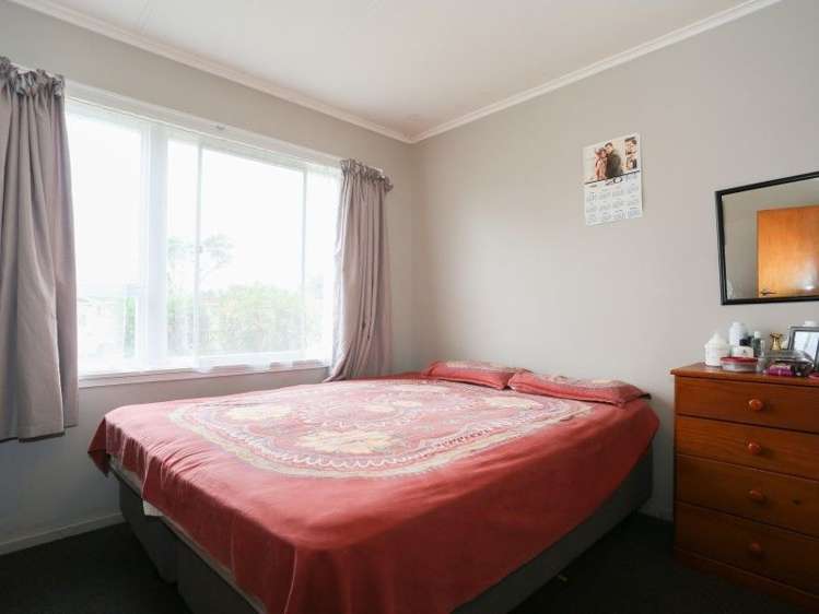229 Sunnybank Crescent Camberley_6
