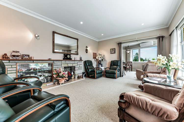 765 River Road Chartwell_11