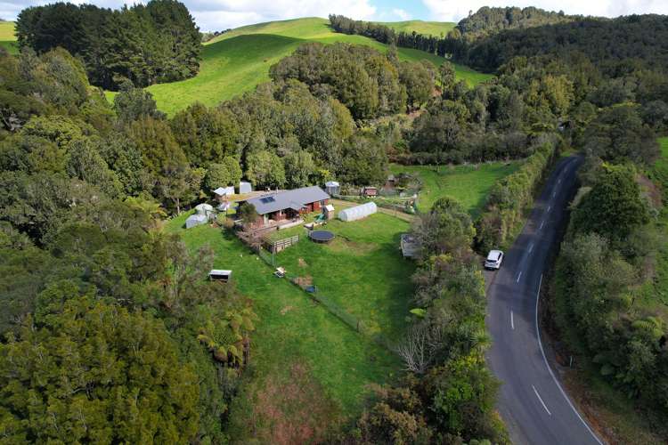 165 Pekanui Road Puketotara_39