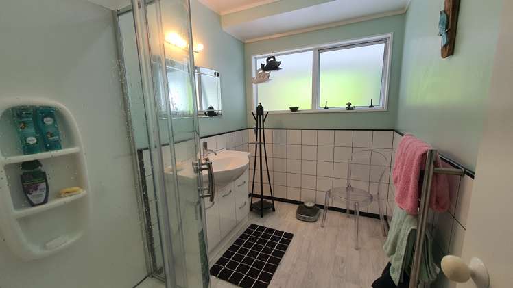 12 Beach Street Sandspit_15