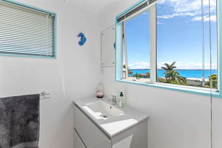 31b Pacific Parade Army Bay_15